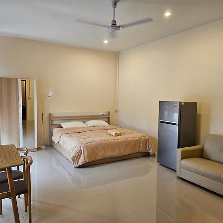 Skypearl Guesthouse & Pub Koh Tao Exteriör bild