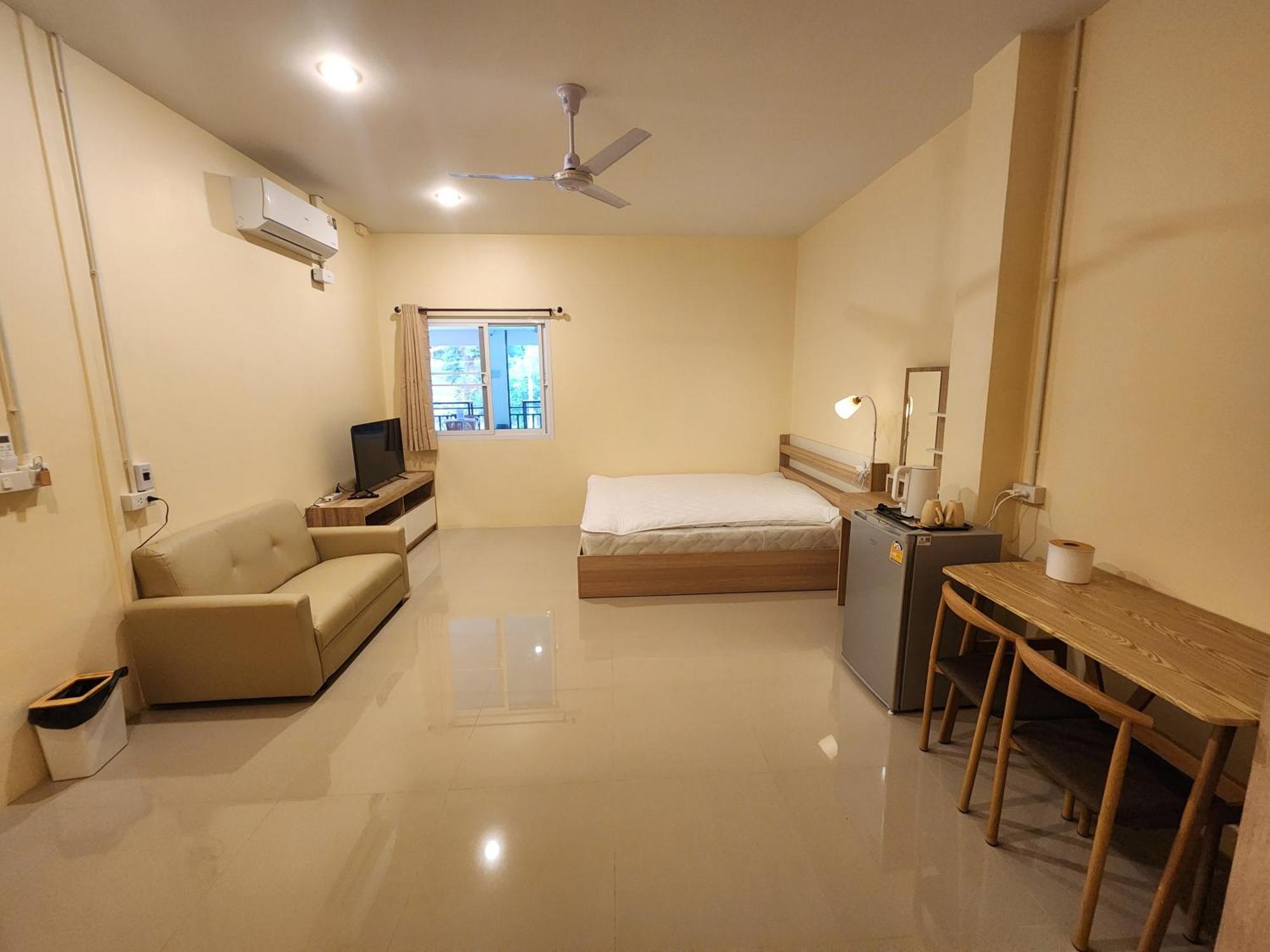 Skypearl Guesthouse & Pub Koh Tao Exteriör bild
