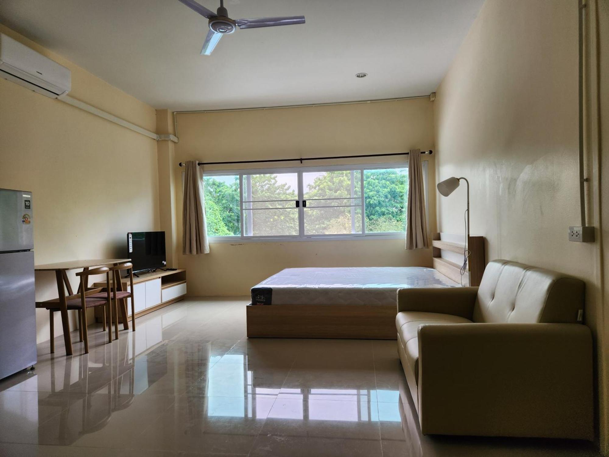 Skypearl Guesthouse & Pub Koh Tao Exteriör bild