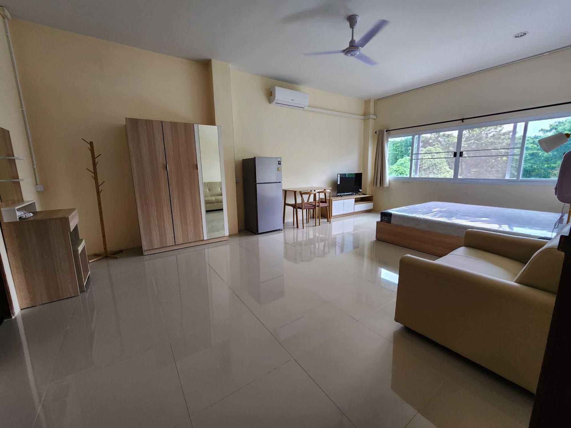 Skypearl Guesthouse & Pub Koh Tao Exteriör bild